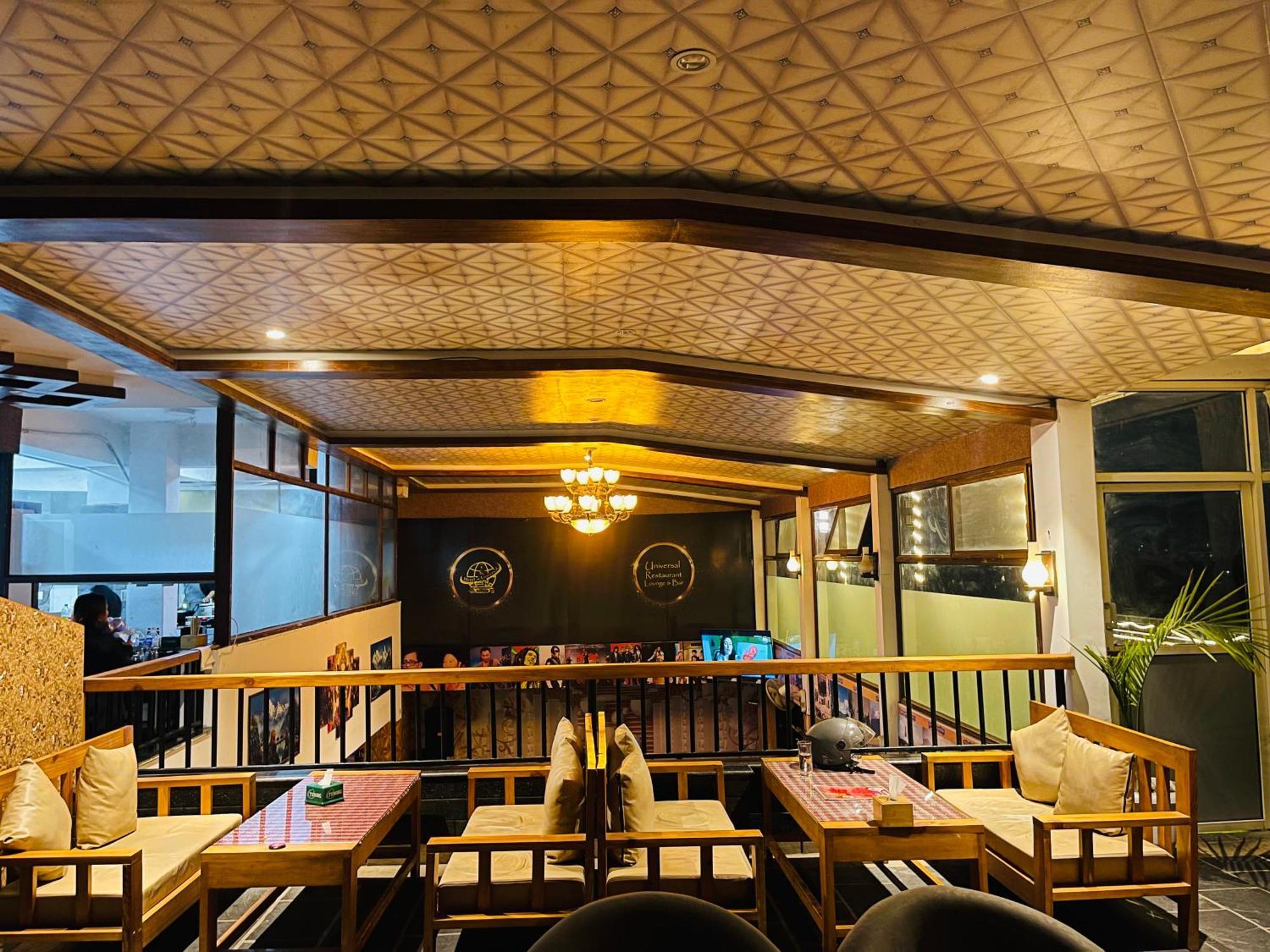 Hotel De Universal Kathmandu Bagian luar foto